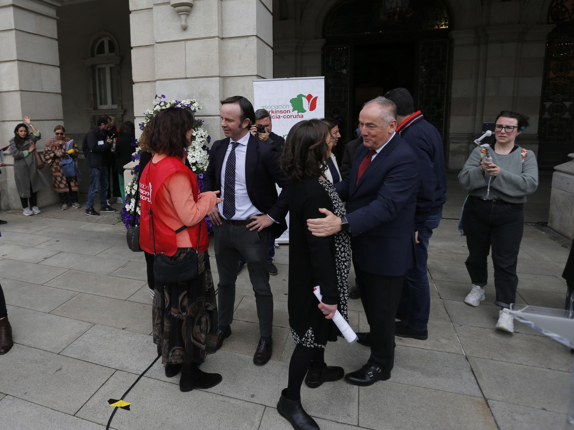 Lectura del manifiesto y acto central en A Coruña por el Día Mundial del Parkinson