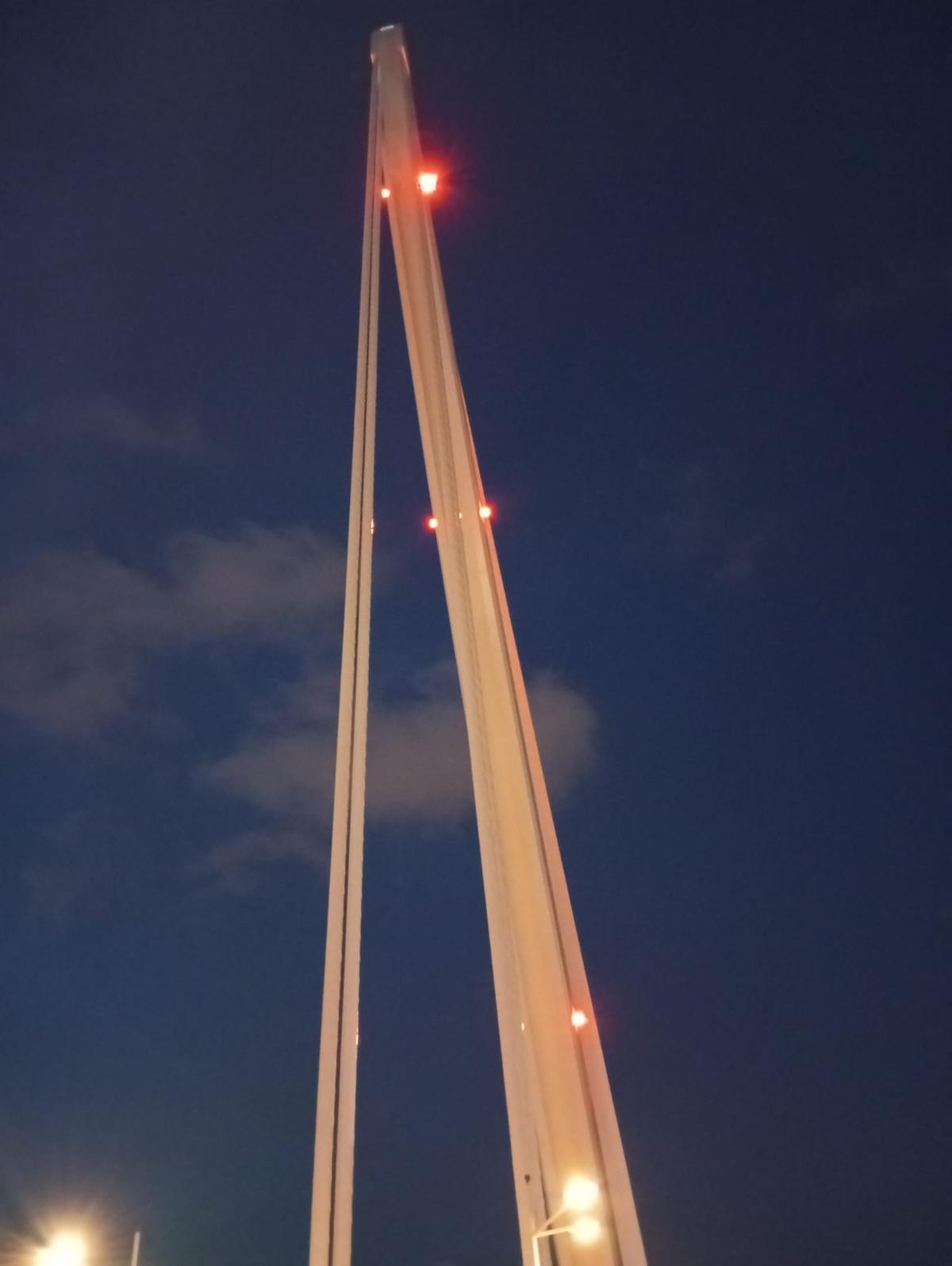 la infraestructura del puente, que precisaba reparación