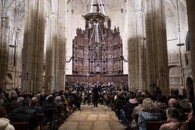 Galería | Las espectaculares imágenes del Concierto Cuaresma de Marchas Procesionales en Cáceres