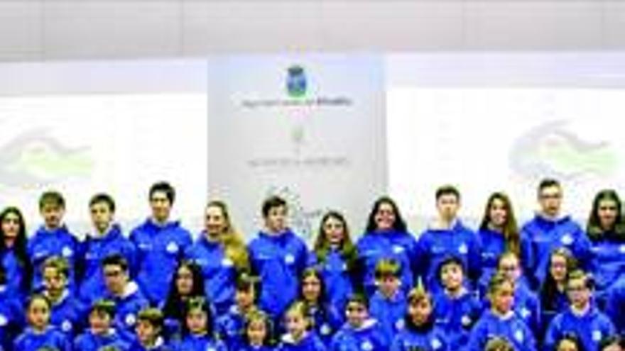 El club de Natación de Montilla cuenta este año con un total de 65 atletas