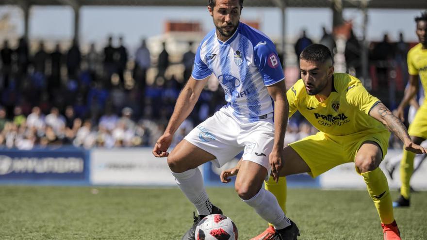 Canario, en un partido en Son Malferit.