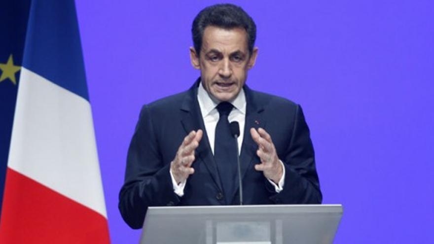 Sarkozy apuesta por refundar Europa junto a Alemania