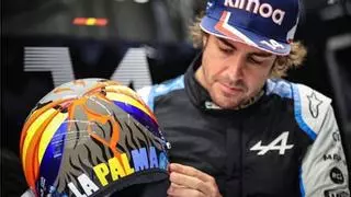 Fernando Alonso llevará un casco especial en homenaje a La Palma
