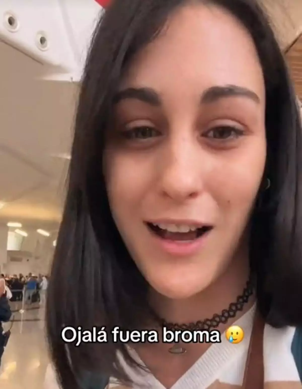 Esto es lo que no debes hacer nunca en un aeropuerto: una piloto influencer española cuenta que "casi la arrestan" al llegar a Marruecos