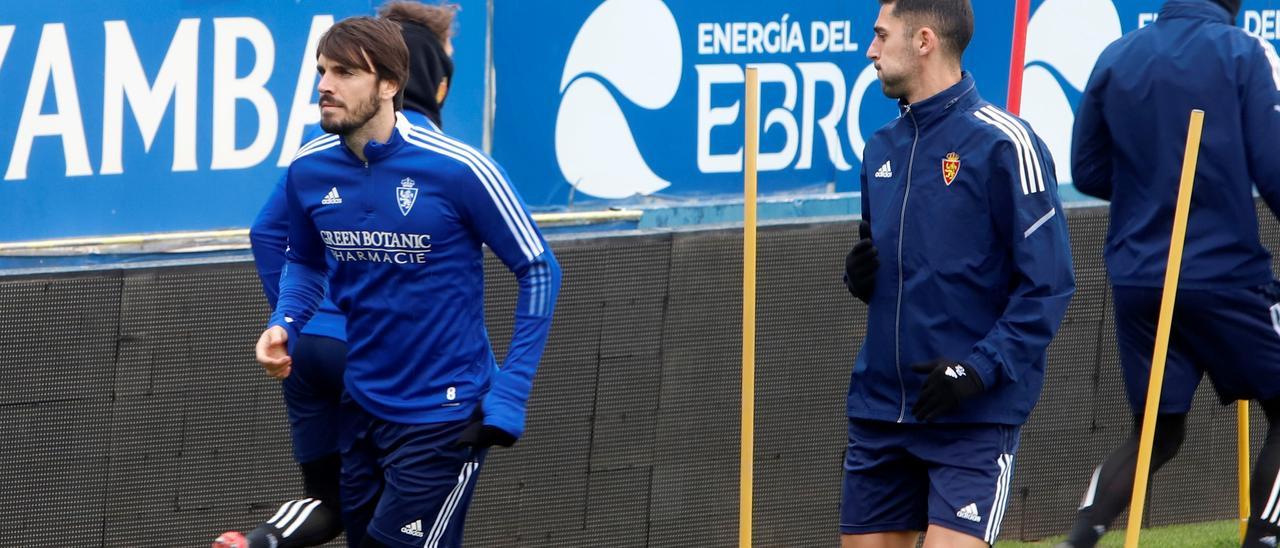Eugeni y Sabin Merino, en un entrenamiento del Real Zaragoza.