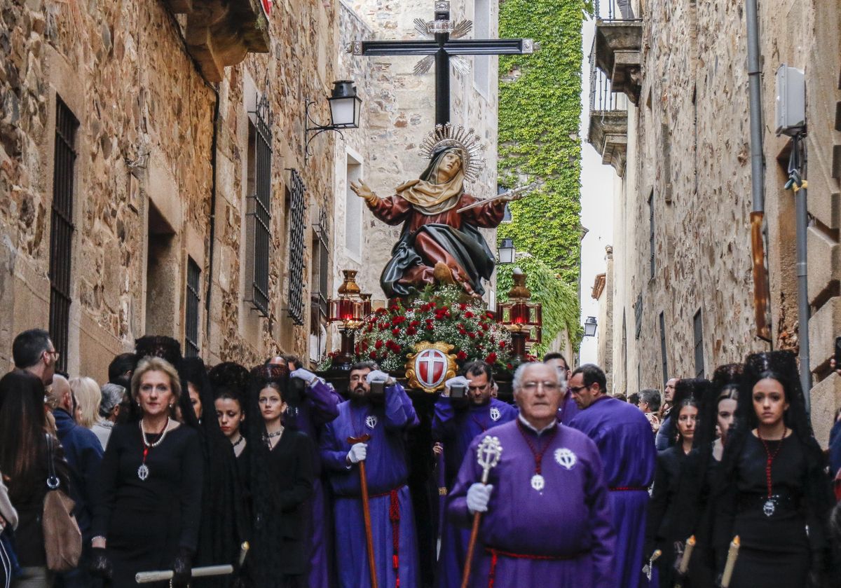 Cofradía de la Santa y Vera Cruz.