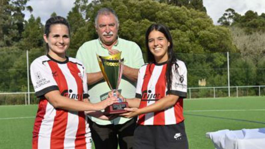 El Atlético San Pedro se lleva la Copa Oleiros femenina de este año