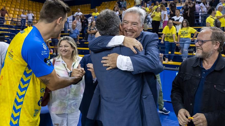 Juan Ruiz, presidente del Guaguas: &quot;Vamos a incorporar a tres jugadores de nivel Champions&quot;