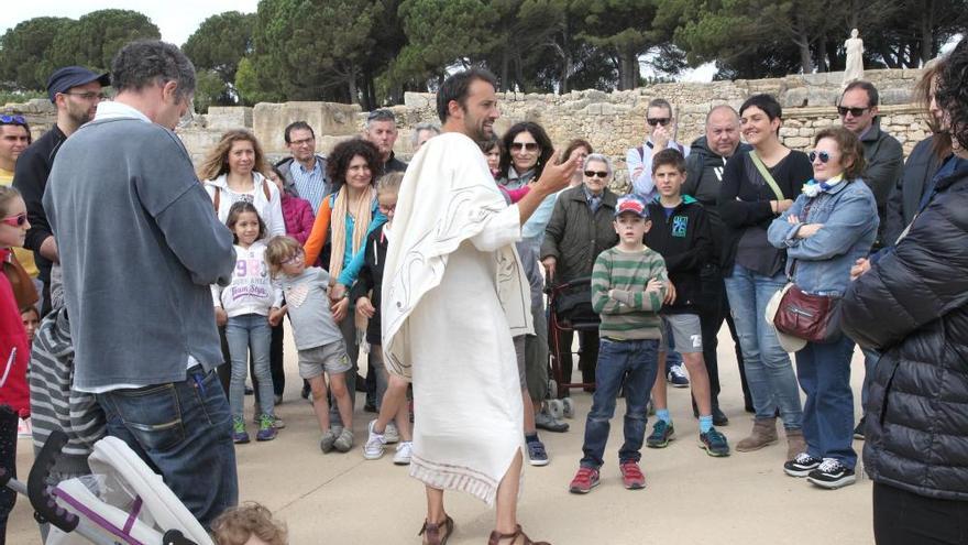 El Triumvirat desembarca a l&#039;Escala amb les primeres activitats