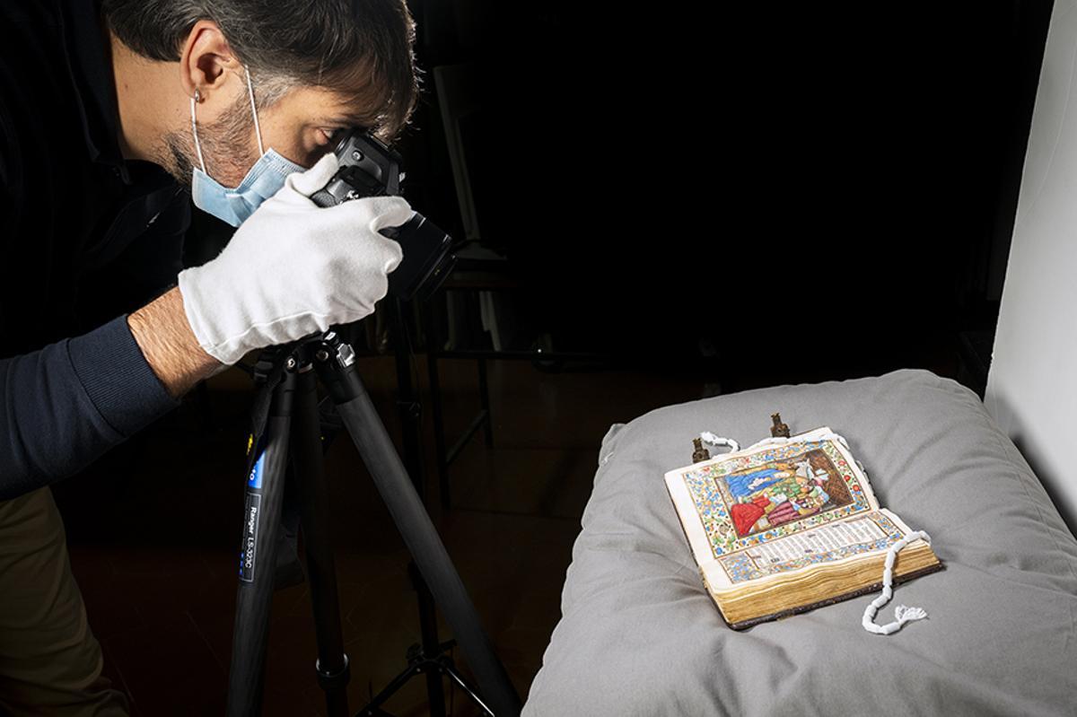 Imagen del 'Llibre d'hores de la família Gralla'