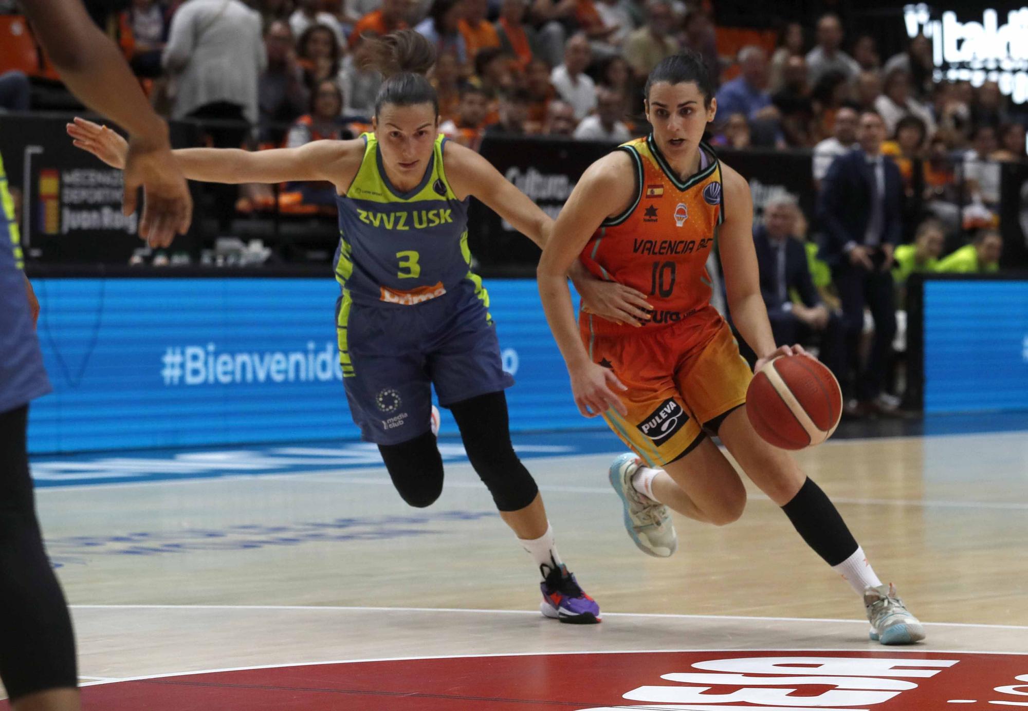 Valencia Basaket - ZVVZ USK Praha de Euroleague Women