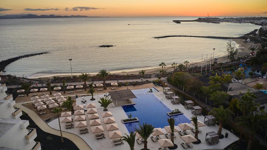 Dreams Lanzarote Playa Dorada: Hotel en Playa Blanca para disfrutar de mayo al máximo y al mejor precio