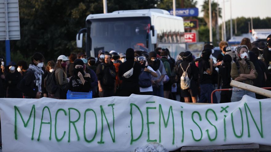 &quot;¡Bloqueemos todo!&quot;: Cerca de 300 detenidos en la primera jornada de protestas en Francia