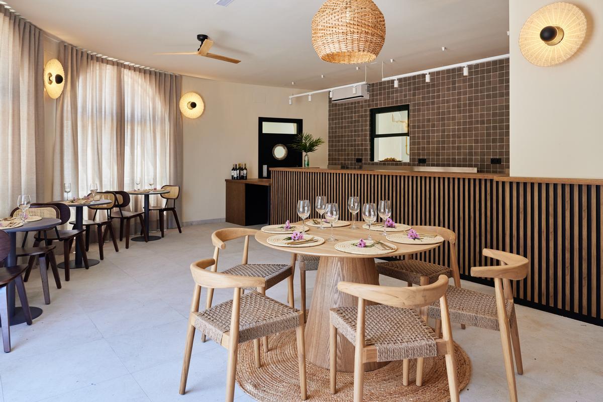 El restaurante ‘Cala Escondida’ apuesta por productos de proximidad y recetas inspiradas en la tradición gastronómica cartagenera