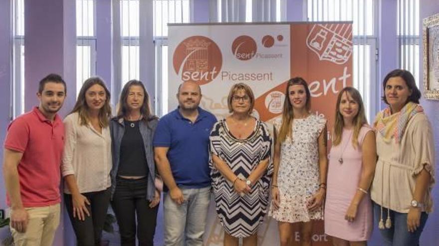 El nuevo equipo de Servicios Sociales de Picassent.