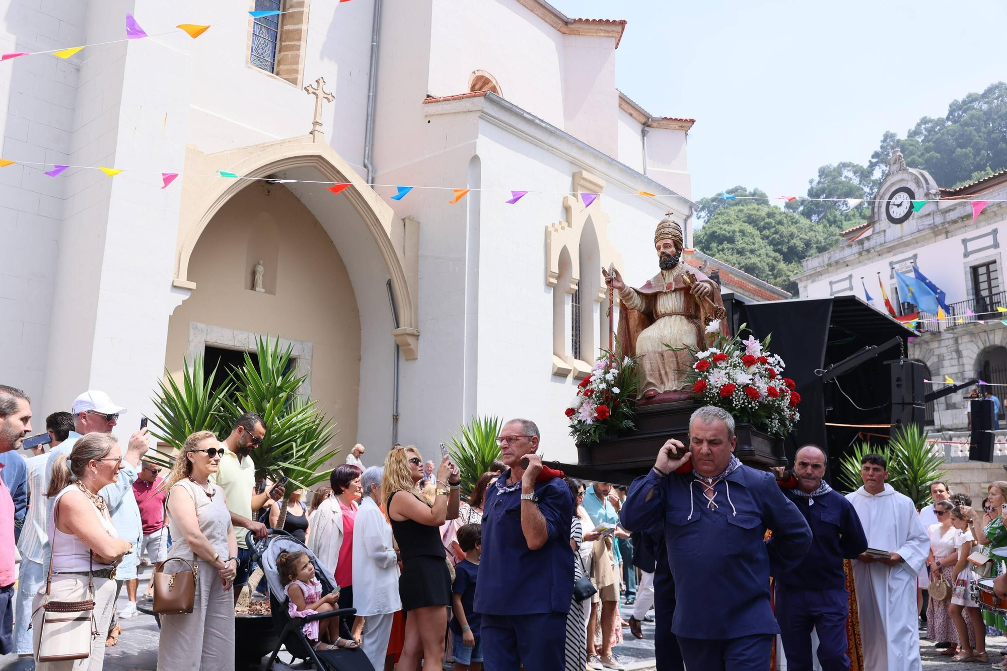 EN IMÁGENES: así fue el día de L'Amuravela en Cudillero