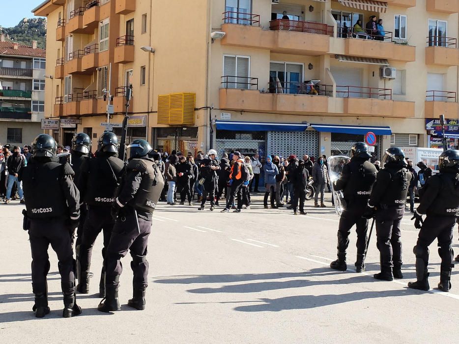 Tsunami Democràtic realitza talls intemitents a l'N-II a la Jonquera