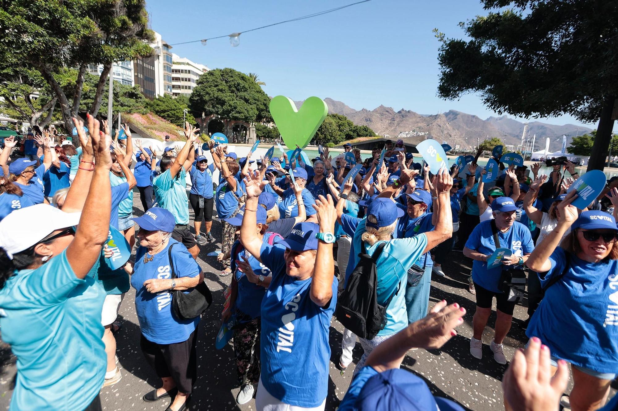 Flashmob de mayores en Santa Cruz de Tenerife