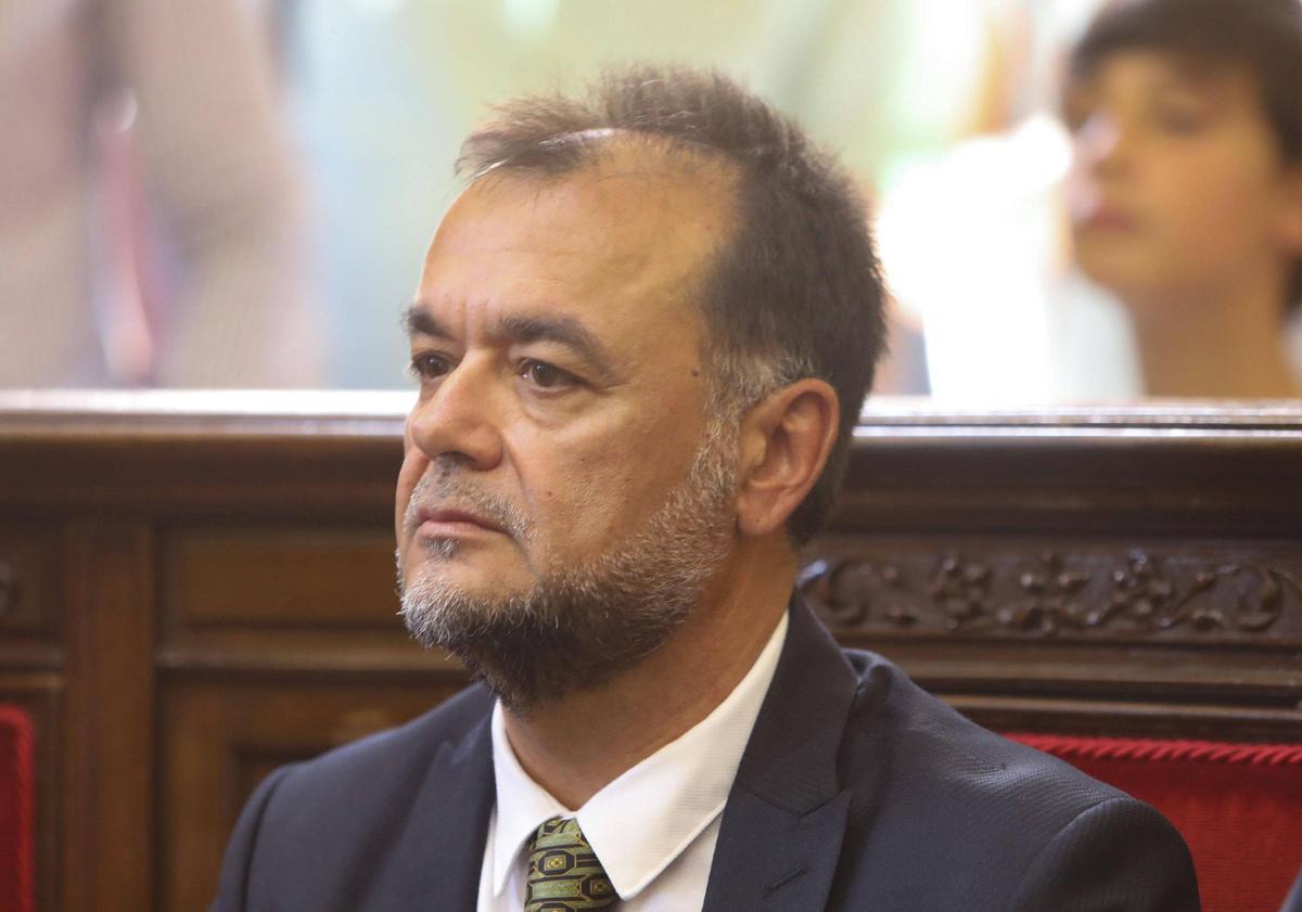 Juan Guillén.