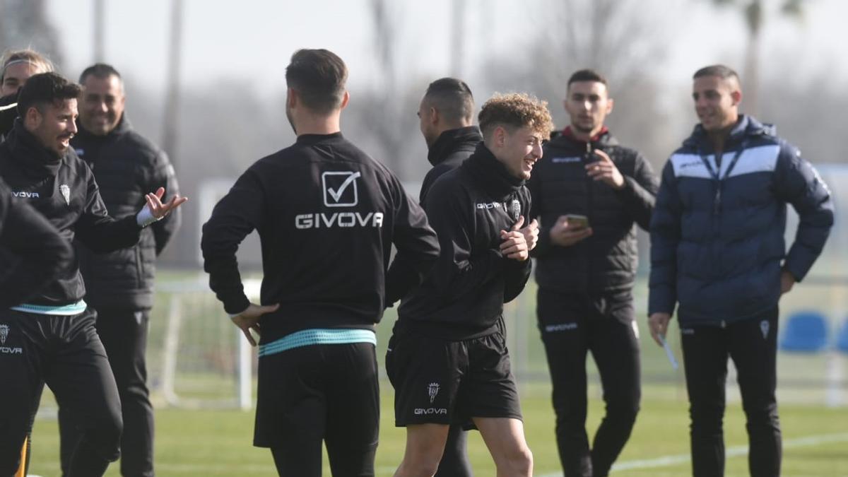 Simo Bouzaidi, en la sesión de entrenamiento de hoy en la Ciudad Deportiva.