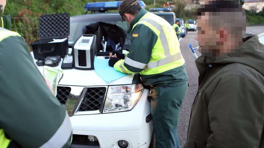 Control de drogas de la Guardia Civil. // G.C.