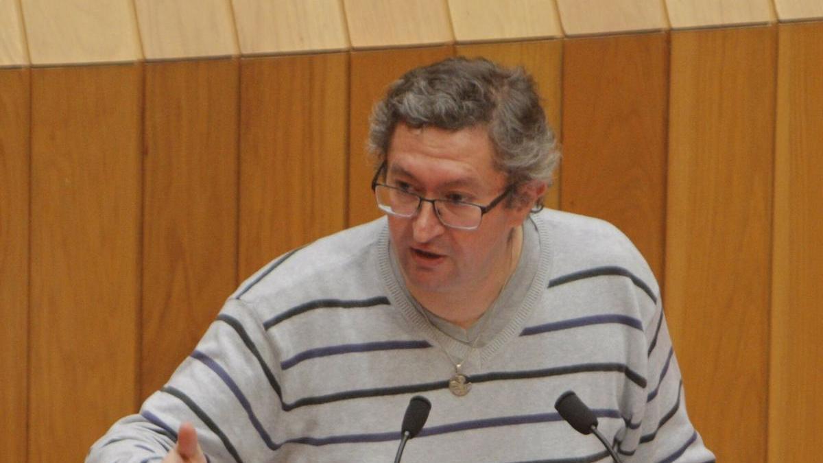 Xabier Ron, en una intervención, en el pasado, en el Parlamento gallego.