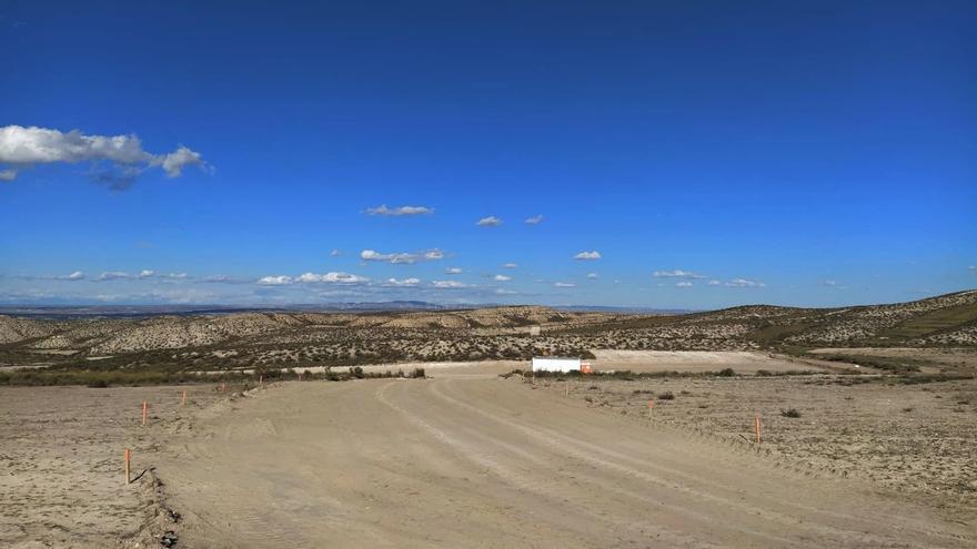 Grupos ecologistas alertan de las obras del parque eólico del Monte de Torrero pendiente de resolución judicial