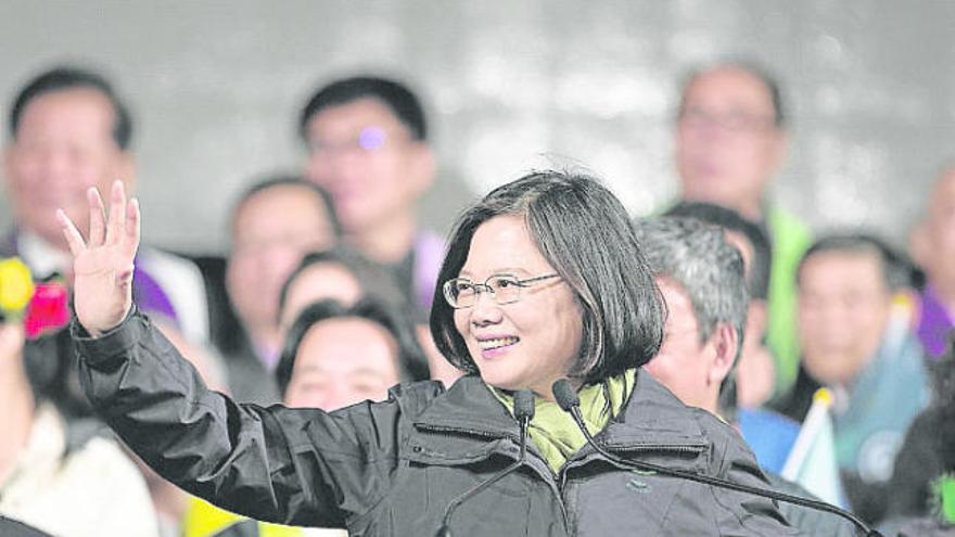 La guanyadora dels comicis, la independentista Tsai Ing-wen