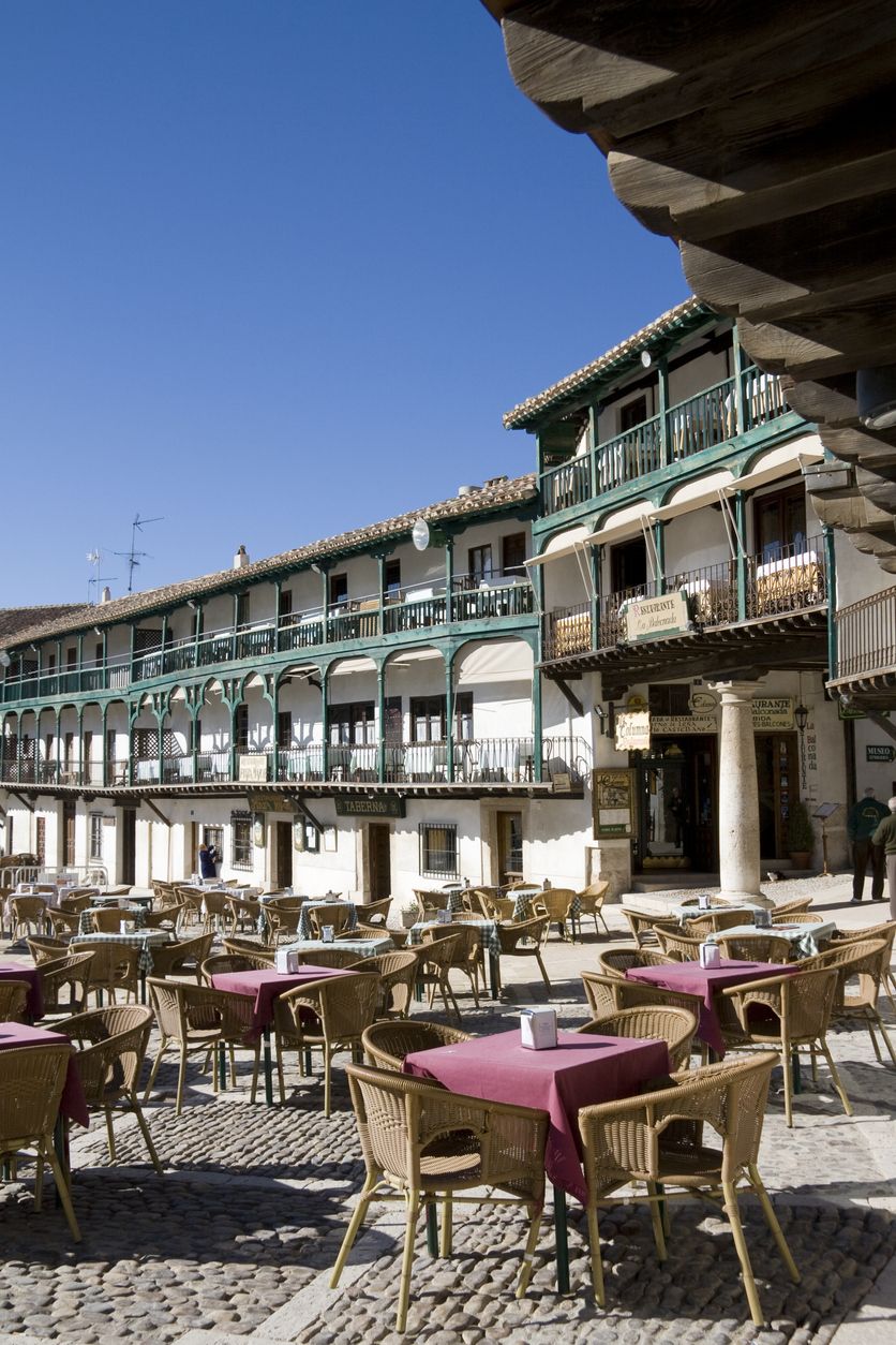 Terraza al aire libre en la Plaza Mayor de Chinchón