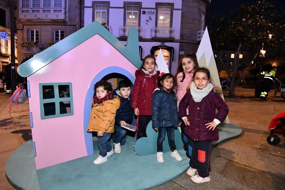 Navidad en Pontevedra 2019 | El arcoíris que aparece cada noche en la Boa Vila