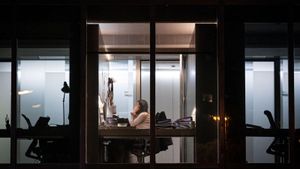 Un terç dels catalans treballaria menys hores tot i que cobrés menys