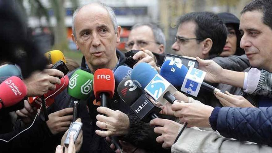 El Gobierno vasco, PP y PSOE piden más pasos a los presos de ETA