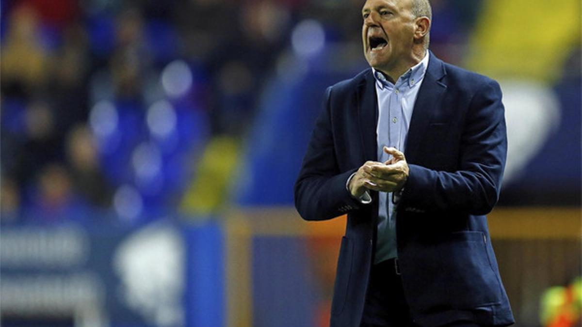 Pepe Mel, entrenador del Betis, durante el partido ante el Levante en Liga