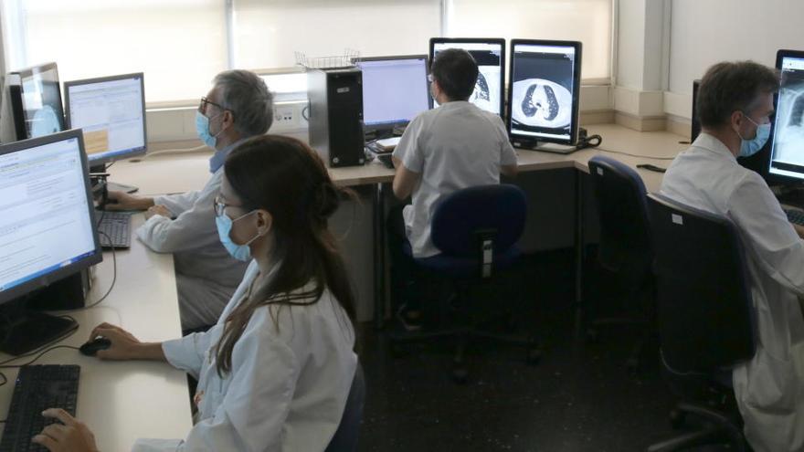 Sala on s&#039;analitzen els TAC pulmonars de l&#039;hospital Vall d&#039;Hebron |