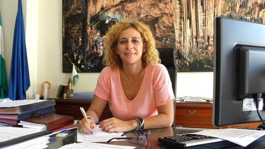 Rosa Arrabal, en las dependencias municipales desde las que coordina desde el pasado año el trabajo de su equipo de gobierno.