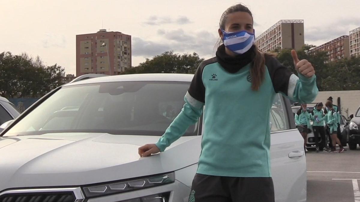 Los jugadores y jugadoras del RCD Espanyol reciben sus nuevos coches Skoda