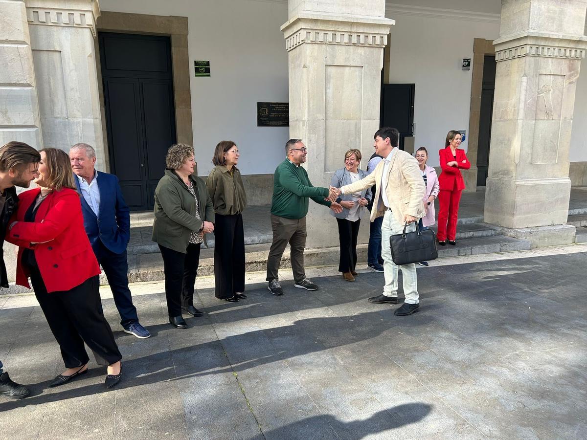 La visita del Gobierno asturiano a Siero, en imágenes La visita del Gobierno asturiano a Siero, en imágenes
