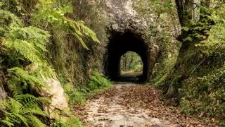 La senda más bonita del interior de Asturias con una triple cascada de 100 metros que debes visitar