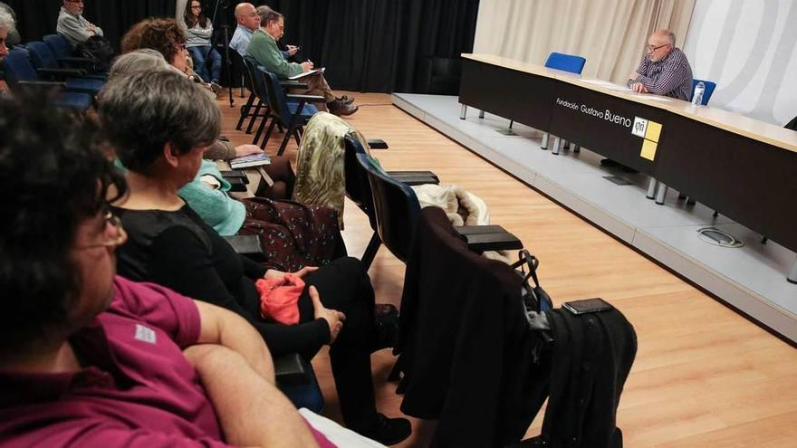 Joaquín Macías, ayer, en la Fundación Gustavo Bueno.