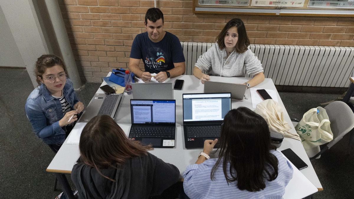 Alumnos de la Universitat Politècnica de València.