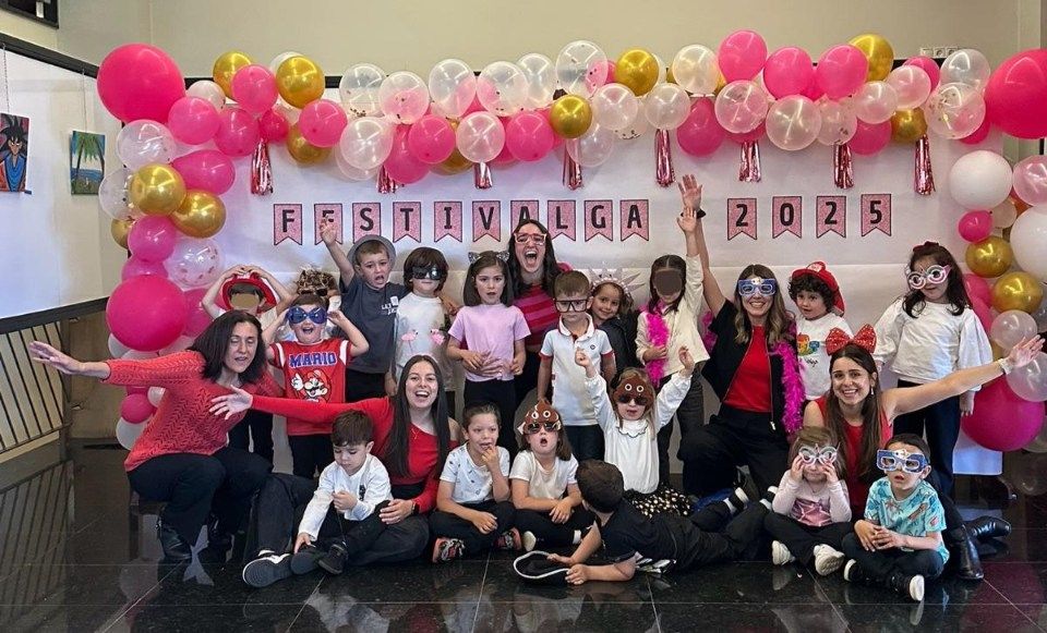 Un momento del Festivalga, la cita con la música donde los niños son los teloneros de Eurovisión.
