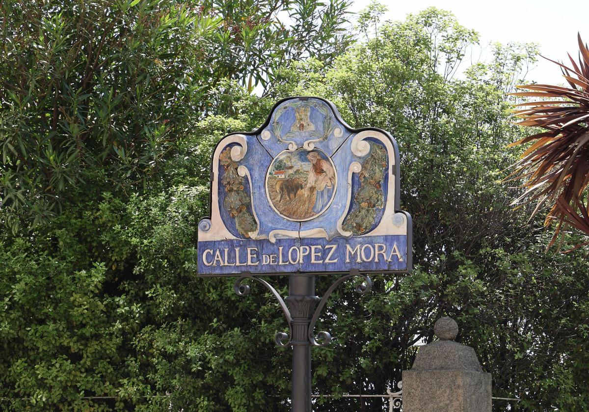 Ejemplo de placa de valor histórico