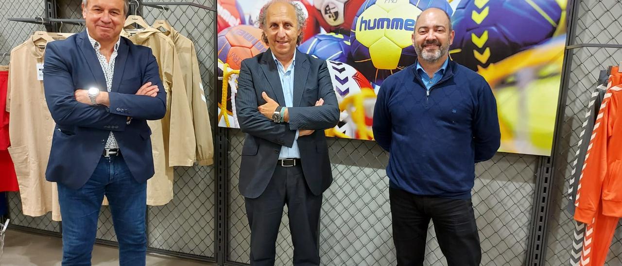 La marca danesa Hummel equipará al Horneo Alicante cuatro temporadas -  Información