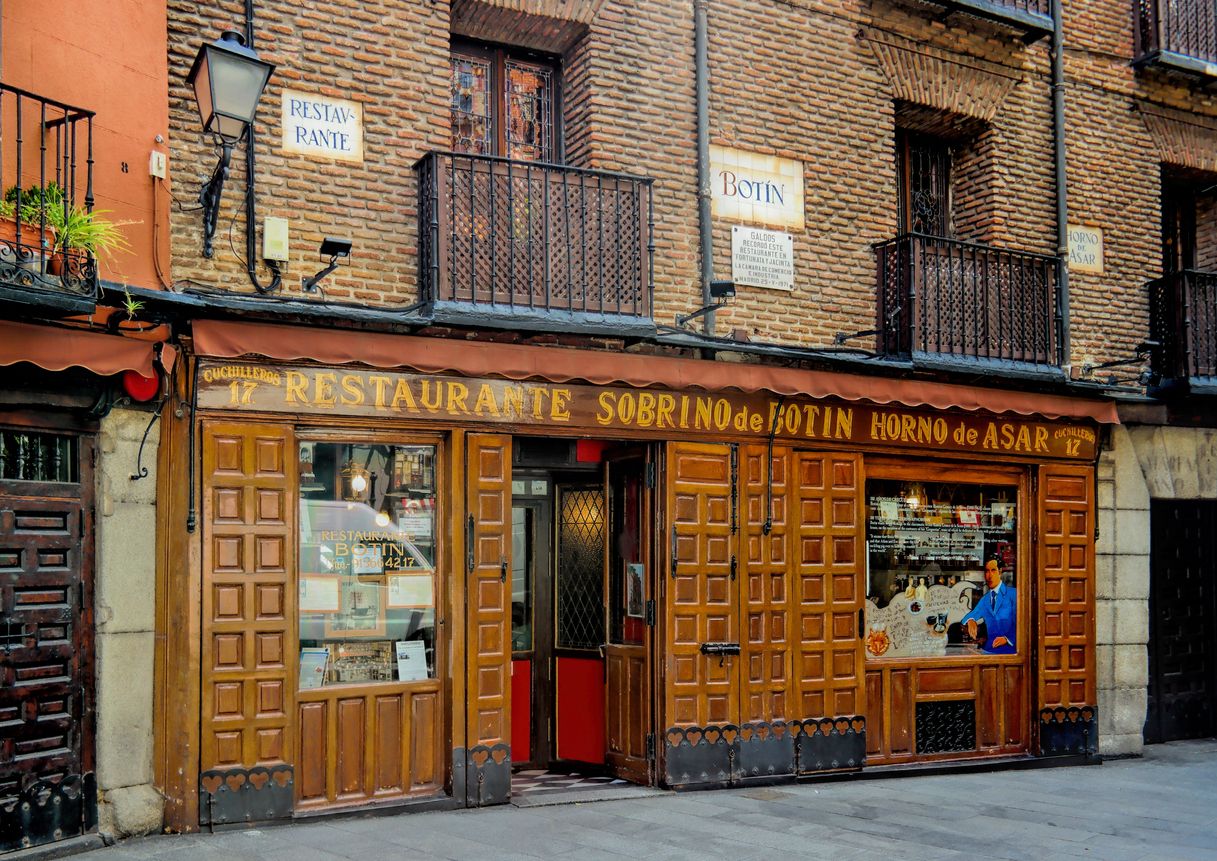 El restaurante Sobrino de Botín es, además, el más antiguo en funcionamiento del mundo.