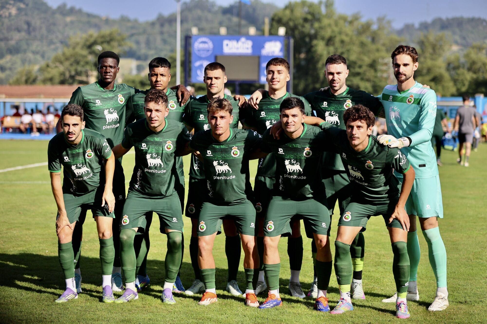 EN IMÁGENES: Amistoso de pretemporada en Grado entre Sporting y Racing de Santander