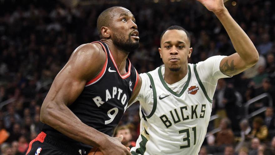 Ibaka durante el partido ante los Bubks.