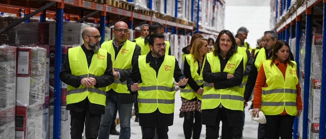 Un moment de la visita de Pere Aragonès a les instal·lacions