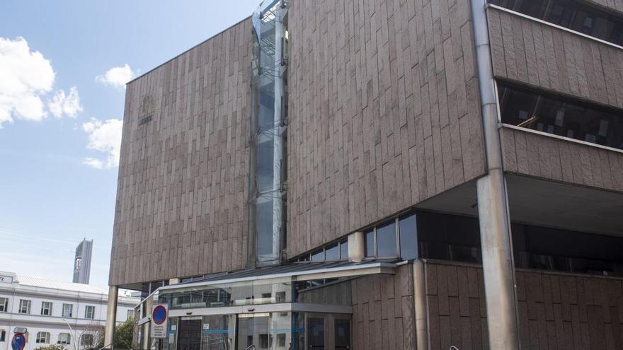La congestión en los juzgados de violencia machista de A Coruña cae con el nuevo juzgado, pero lastra a Instrucción