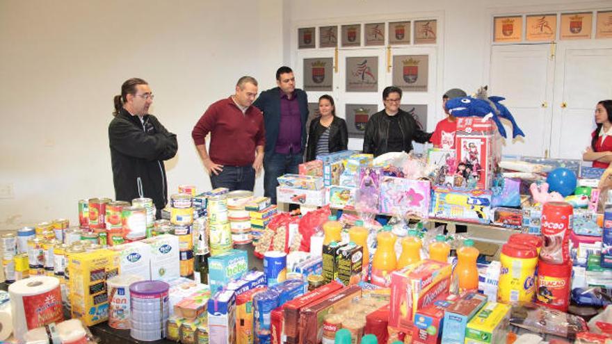 Once cabalgatas para tres Reyes Magos