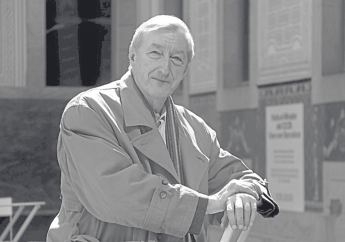 Julian Barnes